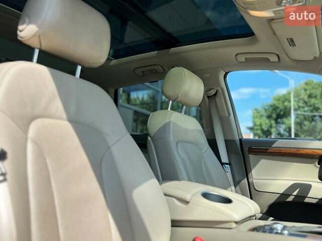 Синий Ауди Ку 7, объемом двигателя 2.97 л и пробегом 260 тыс. км за 18000 $, фото 21 на Automoto.ua