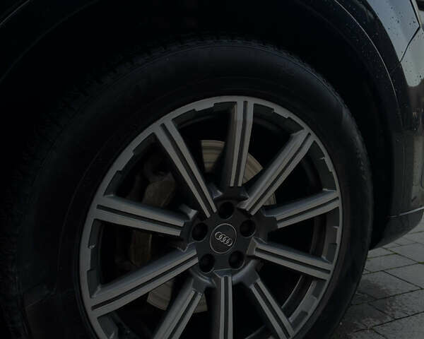 Синий Ауди Ку 7, объемом двигателя 2.97 л и пробегом 332 тыс. км за 30500 $, фото 7 на Automoto.ua