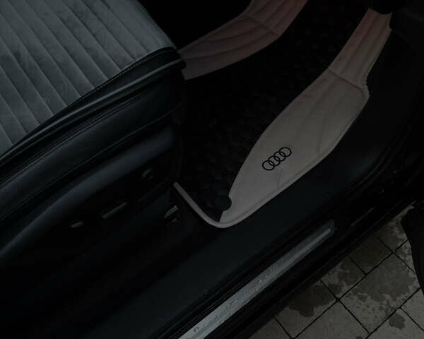 Синій Ауді Ку 7, об'ємом двигуна 3 л та пробігом 332 тис. км за 30000 $, фото 5 на Automoto.ua