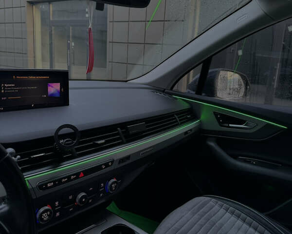 Синій Ауді Ку 7, об'ємом двигуна 3 л та пробігом 332 тис. км за 30000 $, фото 9 на Automoto.ua