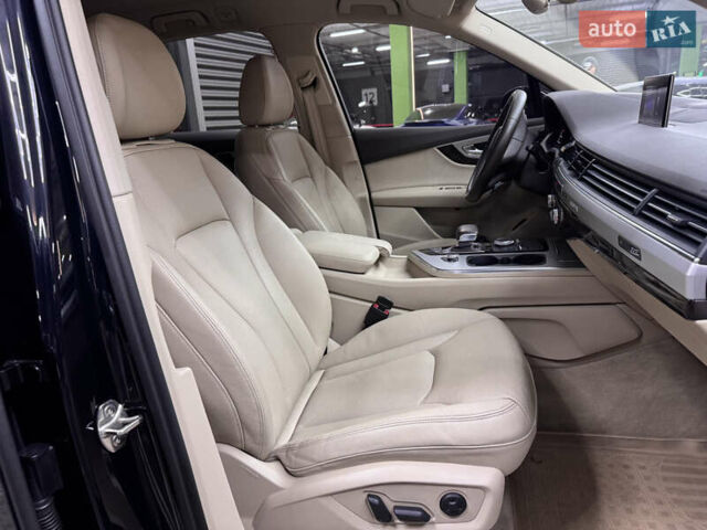 Синій Ауді Ку 7, об'ємом двигуна 3 л та пробігом 137 тис. км за 34500 $, фото 34 на Automoto.ua