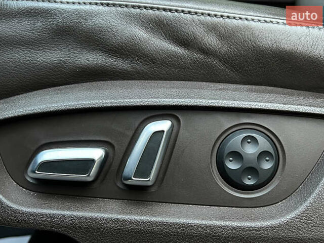 Ауді Ку 7 2015 у Львові на Automoto.ua Синій Ауді Ку 7, об'ємом двигуна 3 л та пробігом 151 тис. км за 16999 $, фото 20 на Automoto.ua