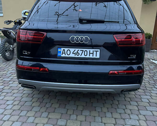 Синий Ауди Ку 7, объемом двигателя 2.97 л и пробегом 332 тыс. км за 30500 $, фото 2 на Automoto.ua