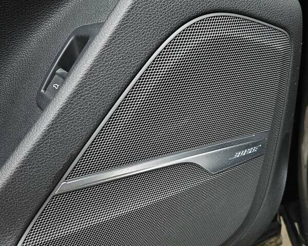 Синий Ауди Ку 7, объемом двигателя 3 л и пробегом 234 тыс. км за 31999 $, фото 48 на Automoto.ua