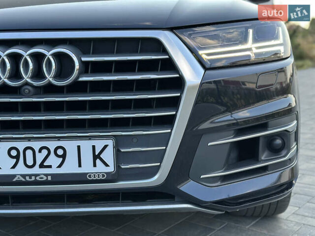 Синий Ауди Ку 7, объемом двигателя 3 л и пробегом 185 тыс. км за 27700 $, фото 1 на Automoto.ua