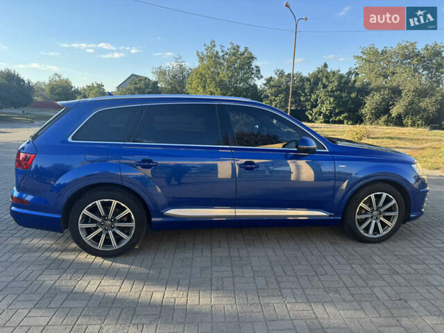 Синій Ауді Ку 7, об'ємом двигуна 3 л та пробігом 353 тис. км за 26000 $, фото 6 на Automoto.ua