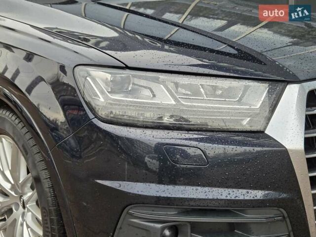 Синий Ауди Ку 7, объемом двигателя 3 л и пробегом 319 тыс. км за 33500 $, фото 38 на Automoto.ua