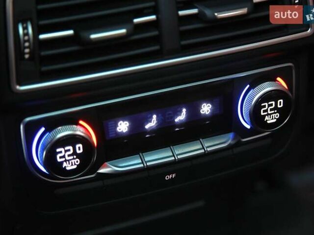 Синий Ауди Ку 7, объемом двигателя 3 л и пробегом 169 тыс. км за 34000 $, фото 19 на Automoto.ua