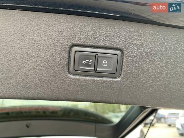 Ауди Ку 7 2016 в Львове на Automoto.ua Синий Ауди Ку 7, объемом двигателя 3 л и пробегом 215 тыс. км за 22900 $, фото 33 на Automoto.ua