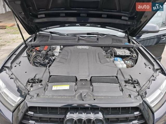 Синий Ауди Ку 7, объемом двигателя 3 л и пробегом 134 тыс. км за 29500 $, фото 15 на Automoto.ua