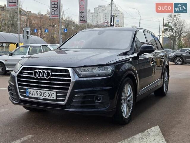 Синий Ауди Ку 7, объемом двигателя 3 л и пробегом 319 тыс. км за 33500 $, фото 1 на Automoto.ua