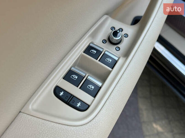 Синий Ауди Ку 7, объемом двигателя 3 л и пробегом 169 тыс. км за 28700 $, фото 18 на Automoto.ua