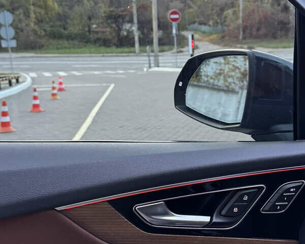 Синий Ауди Ку 7, объемом двигателя 3 л и пробегом 194 тыс. км за 30500 $, фото 52 на Automoto.ua