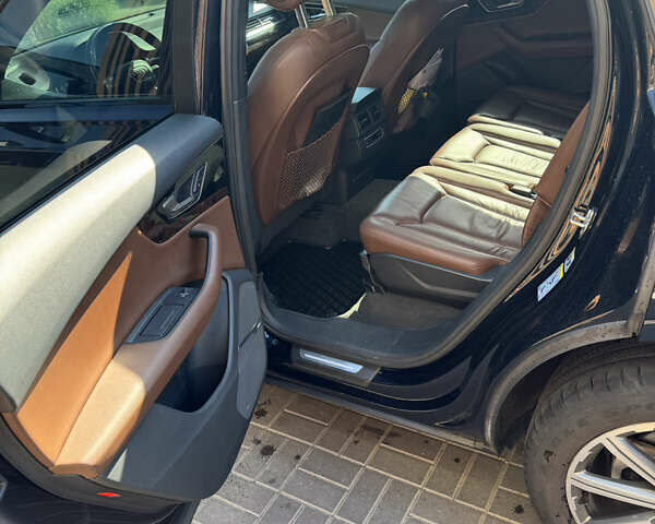 Синий Ауди Ку 7, объемом двигателя 3 л и пробегом 110 тыс. км за 27500 $, фото 9 на Automoto.ua