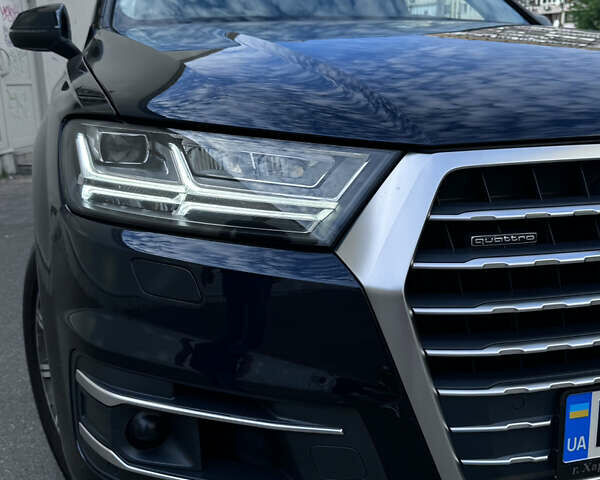 Синий Ауди Ку 7, объемом двигателя 3 л и пробегом 89 тыс. км за 31900 $, фото 4 на Automoto.ua