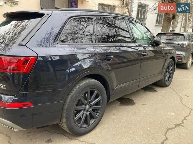 Синий Ауди Ку 7, объемом двигателя 3 л и пробегом 213 тыс. км за 25000 $, фото 2 на Automoto.ua