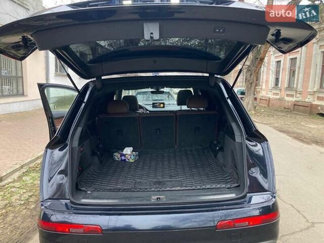 Синий Ауди Ку 7, объемом двигателя 3 л и пробегом 213 тыс. км за 25000 $, фото 4 на Automoto.ua