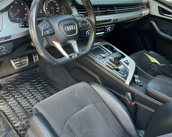 Синій Ауді Ку 7, об'ємом двигуна 2.97 л та пробігом 216 тис. км за 34850 $, фото 25 на Automoto.ua