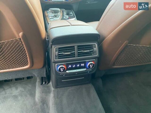 Ауди Ку 7 2016 в Львове на Automoto.ua Синий Ауди Ку 7, объемом двигателя 3 л и пробегом 215 тыс. км за 22900 $, фото 26 на Automoto.ua