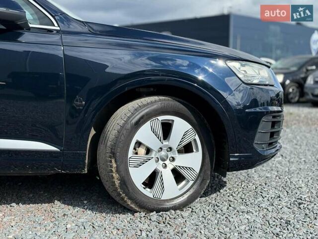 Синій Ауді Ку 7, об'ємом двигуна 3 л та пробігом 172 тис. км за 22990 $, фото 5 на Automoto.ua