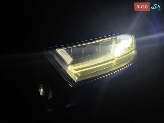 Синий Ауди Ку 7, объемом двигателя 3 л и пробегом 234 тыс. км за 31999 $, фото 86 на Automoto.ua