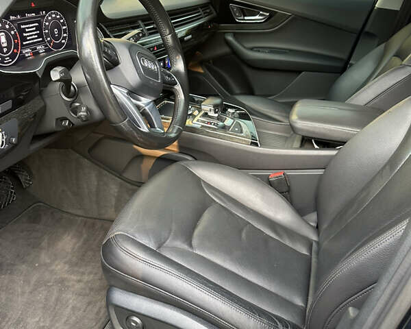Синій Ауді Ку 7, об'ємом двигуна 3 л та пробігом 225 тис. км за 23000 $, фото 5 на Automoto.ua