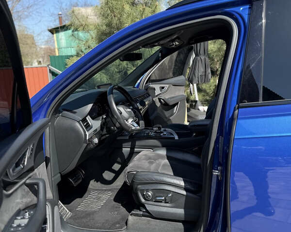 Ауди Ку 7 2016 в Киеве на Automoto.ua Синий Ауди Ку 7, объемом двигателя 2.97 л и пробегом 250 тыс. км за 32500 $, фото 7 на Automoto.ua