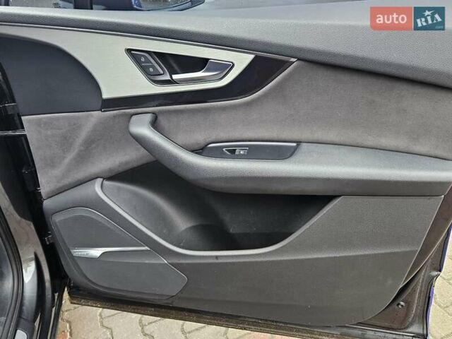 Синий Ауди Ку 7, объемом двигателя 3 л и пробегом 234 тыс. км за 31999 $, фото 24 на Automoto.ua