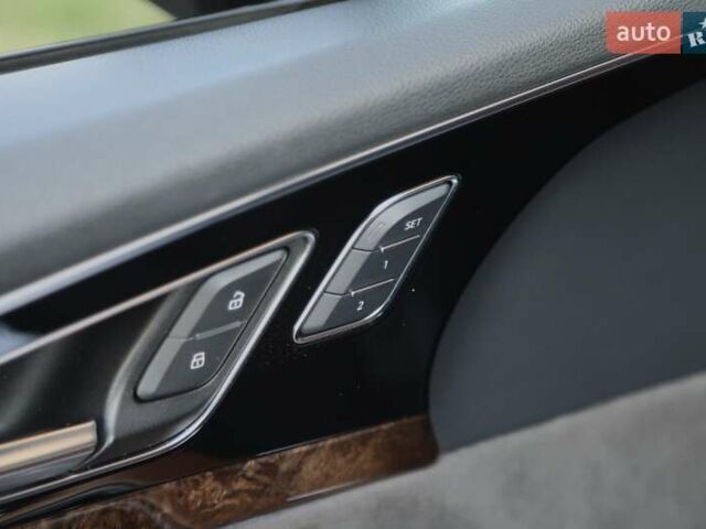 Синий Ауди Ку 7, объемом двигателя 3 л и пробегом 169 тыс. км за 34000 $, фото 22 на Automoto.ua