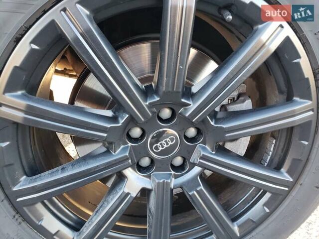 Синий Ауди Ку 7, объемом двигателя 3 л и пробегом 220 тыс. км за 26500 $, фото 13 на Automoto.ua