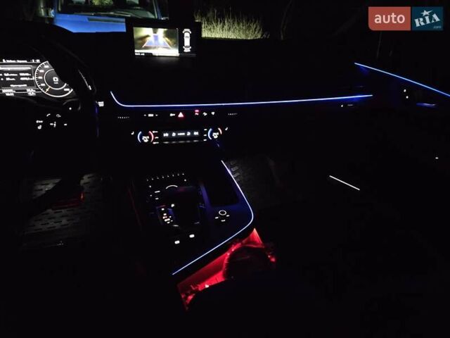 Синий Ауди Ку 7, объемом двигателя 3 л и пробегом 234 тыс. км за 31999 $, фото 73 на Automoto.ua