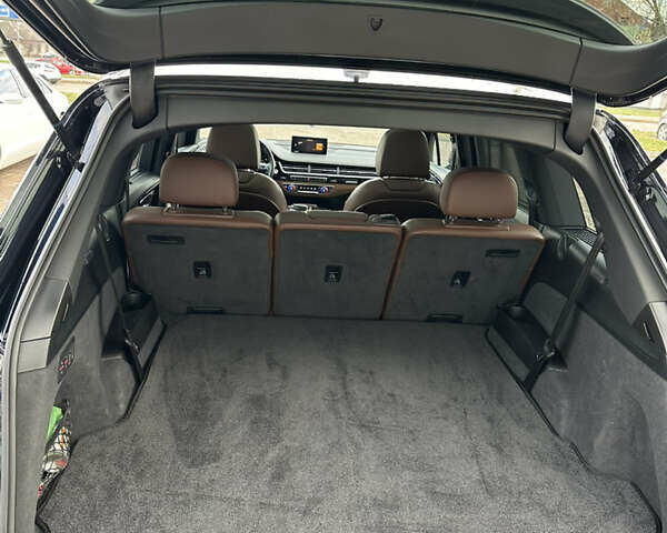 Синий Ауди Ку 7, объемом двигателя 3 л и пробегом 160 тыс. км за 27000 $, фото 28 на Automoto.ua