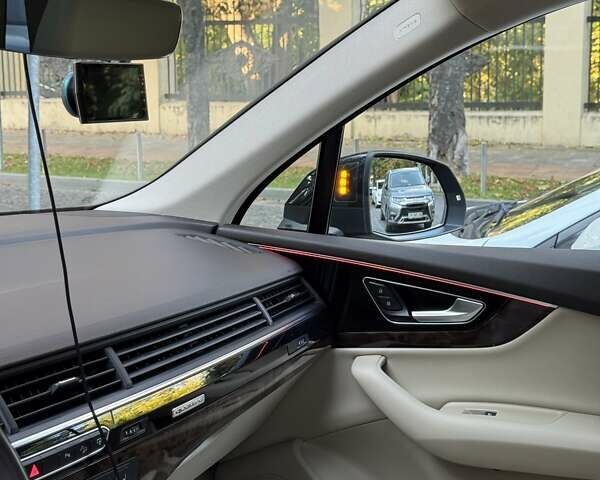 Синий Ауди Ку 7, объемом двигателя 3 л и пробегом 144 тыс. км за 33500 $, фото 31 на Automoto.ua