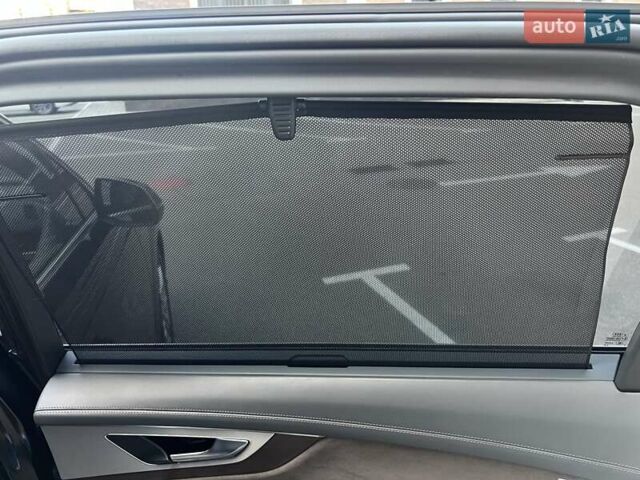 Синий Ауди Ку 7, объемом двигателя 3 л и пробегом 200 тыс. км за 32500 $, фото 30 на Automoto.ua