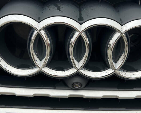 Синий Ауди Ку 7, объемом двигателя 3 л и пробегом 193 тыс. км за 25950 $, фото 12 на Automoto.ua