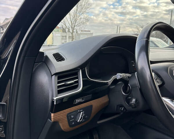 Синий Ауди Ку 7, объемом двигателя 3 л и пробегом 160 тыс. км за 27000 $, фото 17 на Automoto.ua