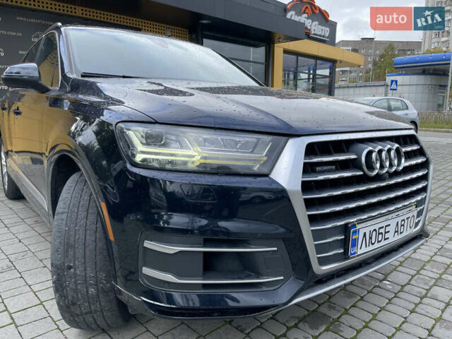 Синий Ауди Ку 7, объемом двигателя 3 л и пробегом 162 тыс. км за 22000 $, фото 1 на Automoto.ua