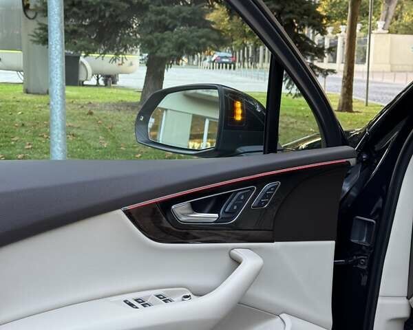 Синий Ауди Ку 7, объемом двигателя 3 л и пробегом 144 тыс. км за 33500 $, фото 27 на Automoto.ua