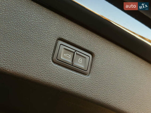 Ауди Ку 7 2016 в Харькове на Automoto.ua Синий Ауди Ку 7, объемом двигателя 3 л и пробегом 200 тыс. км за 28800 $, фото 11 на Automoto.ua