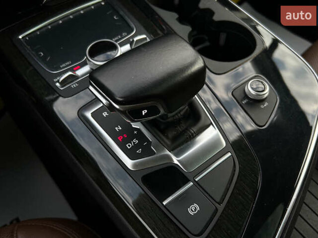 Синий Ауди Ку 7, объемом двигателя 3 л и пробегом 179 тыс. км за 32690 $, фото 24 на Automoto.ua