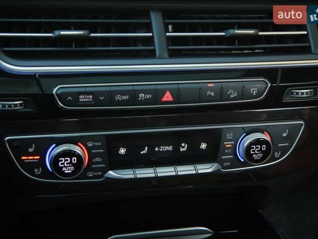 Синий Ауди Ку 7, объемом двигателя 3 л и пробегом 169 тыс. км за 34000 $, фото 17 на Automoto.ua