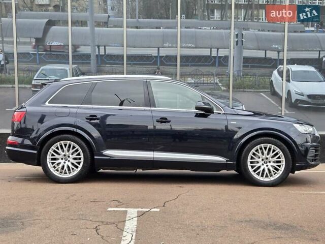 Синий Ауди Ку 7, объемом двигателя 3 л и пробегом 319 тыс. км за 33500 $, фото 6 на Automoto.ua