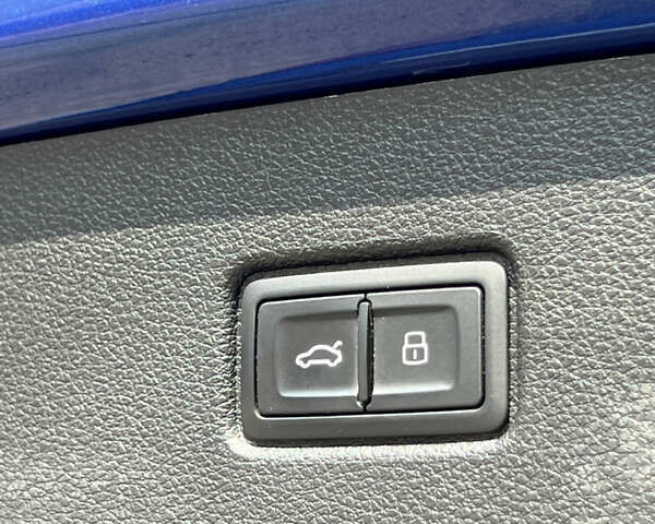 Синій Ауді Ку 7, об'ємом двигуна 2.97 л та пробігом 216 тис. км за 34850 $, фото 42 на Automoto.ua