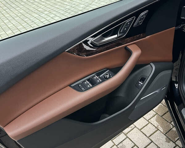 Синий Ауди Ку 7, объемом двигателя 3 л и пробегом 193 тыс. км за 25950 $, фото 17 на Automoto.ua