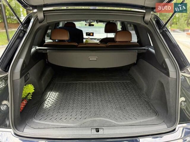 Синий Ауди Ку 7, объемом двигателя 2.97 л и пробегом 146 тыс. км за 39000 $, фото 6 на Automoto.ua