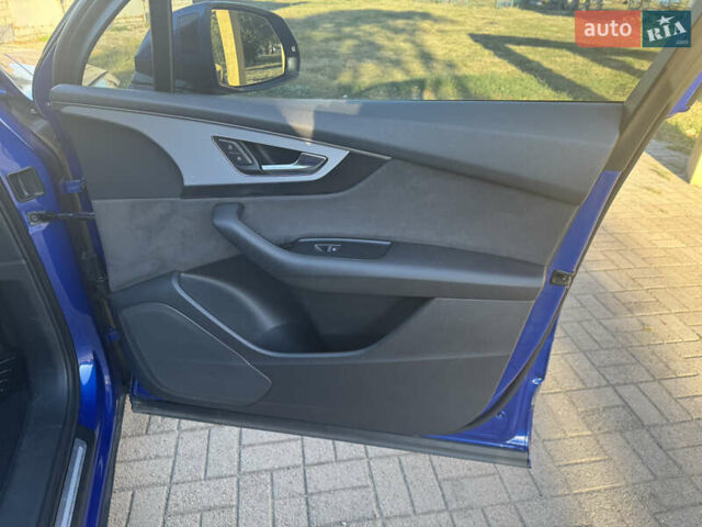 Синій Ауді Ку 7, об'ємом двигуна 3 л та пробігом 353 тис. км за 26000 $, фото 17 на Automoto.ua