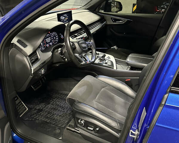Ауди Ку 7 2017 в Львове на Automoto.ua Синий Ауди Ку 7, объемом двигателя 2.97 л и пробегом 153 тыс. км за 42000 $, фото 5 на Automoto.ua