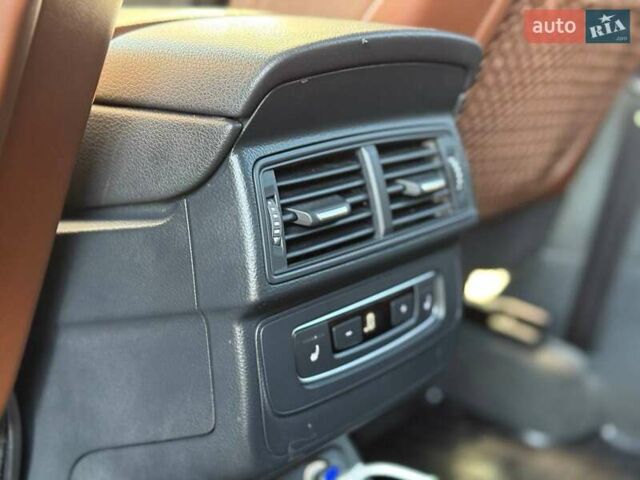 Синій Ауді Ку 7, об'ємом двигуна 2 л та пробігом 258 тис. км за 19950 $, фото 38 на Automoto.ua