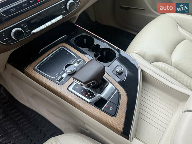 Синий Ауди Ку 7, объемом двигателя 3 л и пробегом 156 тыс. км за 23950 $, фото 48 на Automoto.ua