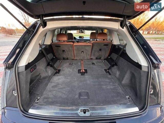 Синій Ауді Ку 7, об'ємом двигуна 3 л та пробігом 104 тис. км за 19999 $, фото 8 на Automoto.ua